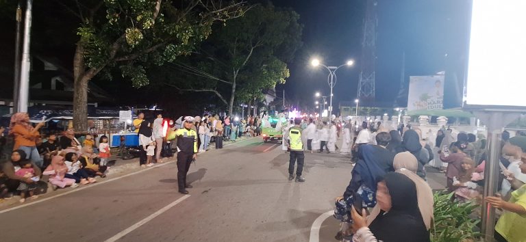 Polres Sumbawa Barat Amankan Pawai Taqbir Keliling Hari Raya Idul Adha 1446 H