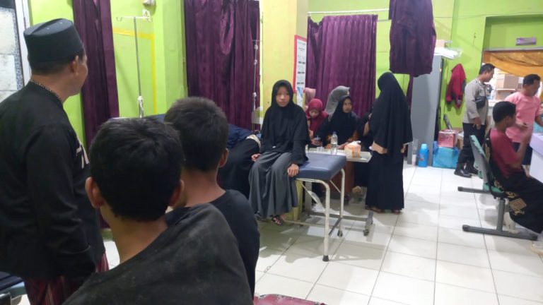 71 Santri dan Siswa di Brang Rea Sumbawa Barat Diduga Keracunan MBG, UD Nabila Erni Dihentikan Sementara.