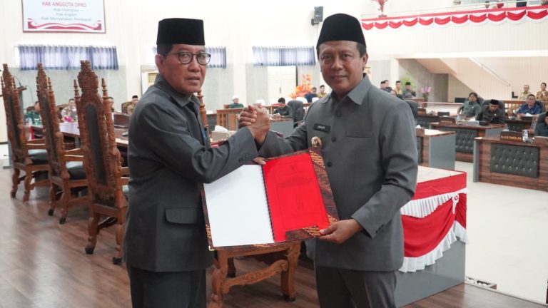 DPRD KSB Bahas Dua Raperda Inisiatif