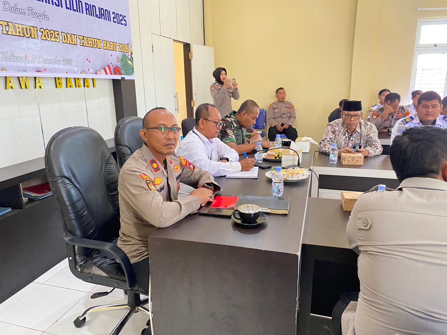 Polres Sumbawa Barat Gelar Rapat Koordinasi Jelang Operasi Lilin Rinjani 2025/2026