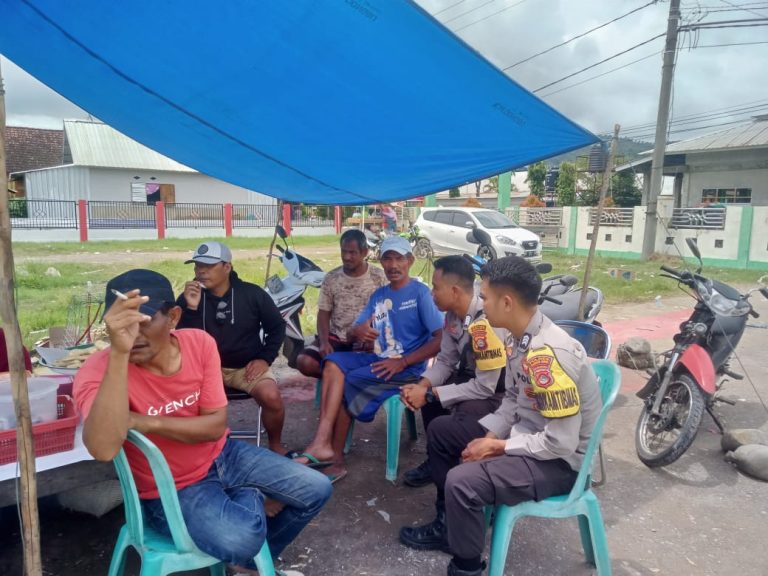 Patroli Dialogis Polsek Brang Rea Dukung Program Presisi Polri di Desa Tepas Sepakat