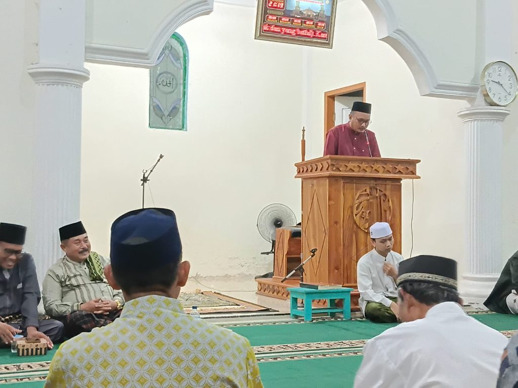 Kades Mantun Mendoakan Para Ustadz dan Santri – Santri Dapatkan Kemudahan dalam Menuntut Ilmu, Kelak Menjadi Generasi Penerus Yang Membawa Manfaat Bagi Umat