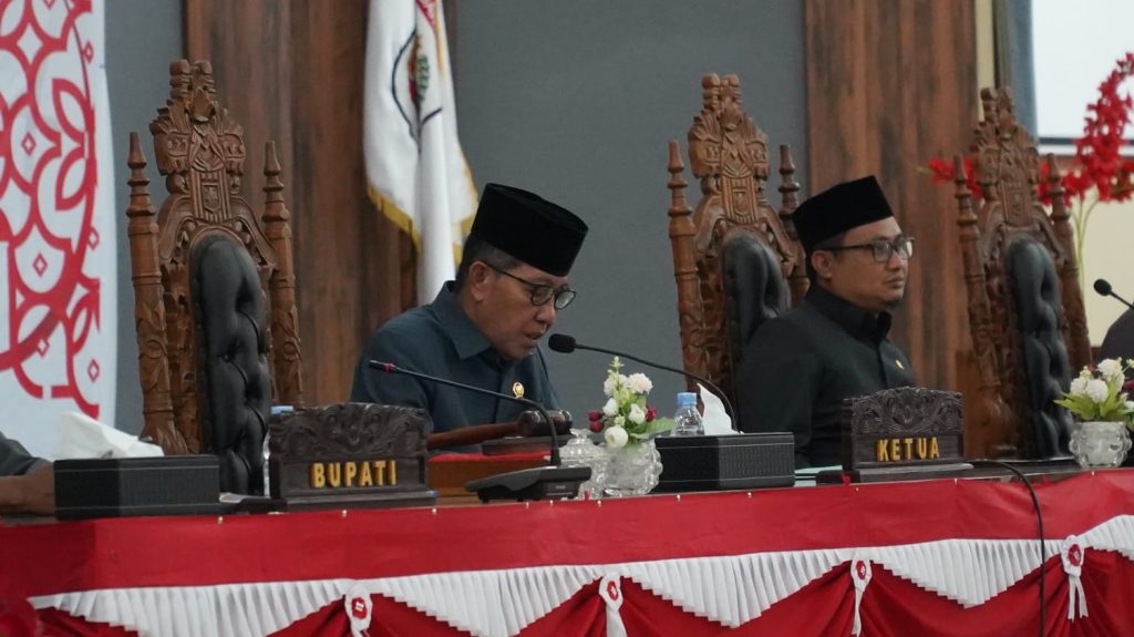 Paripurna DPRD KSB Bahas dan Tetapkan Rekomendasi LKPJ 2025