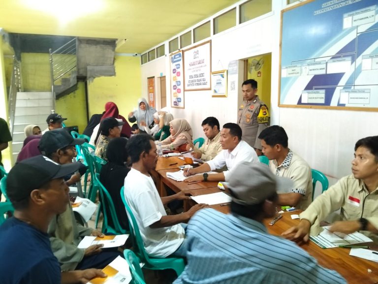 90,07 Persen Kartu Sumbawa Barat Maju Terdistribusi, Tim Terus Bekerja Hingga Pelosok Desa